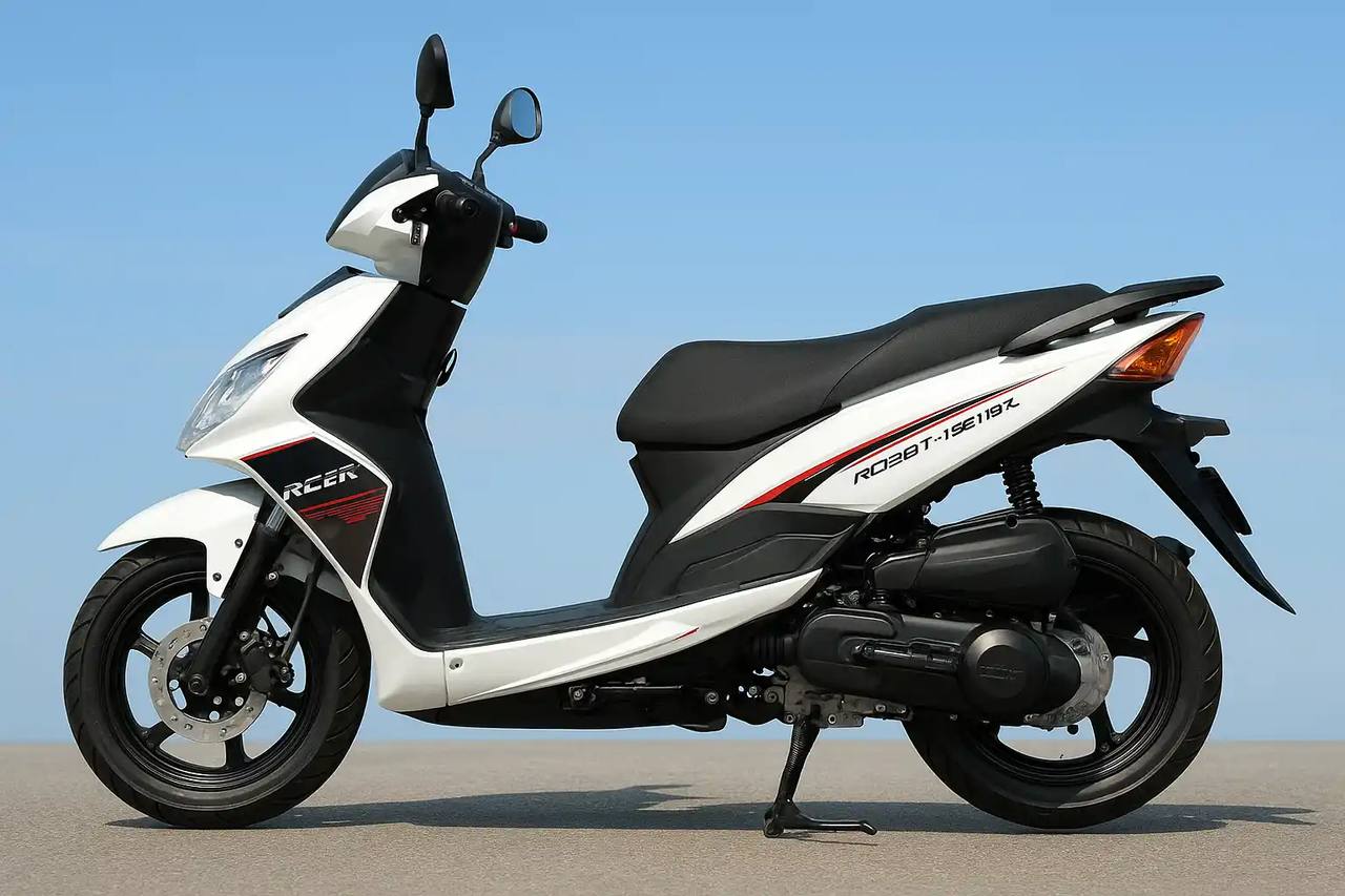 Скутер RACER RC150T-15 HYPER 150cc, изображение сбоку