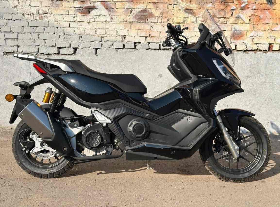 Скутер Racer ADV RC150T-15Z: все, что нужно знать